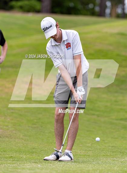 Thumbnail 1 in NCHSAA 4A Finals (Round 1) photogallery.