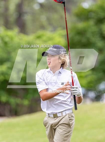 Thumbnail 1 in NCHSAA 4A Finals (Round 1) photogallery.