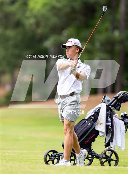 Thumbnail 2 in NCHSAA 4A Finals (Round 1) photogallery.