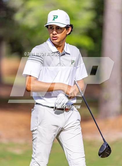 Thumbnail 2 in NCHSAA 4A Finals (Round 1) photogallery.