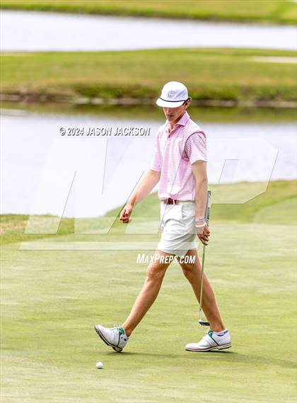 Thumbnail 2 in NCHSAA 4A Finals (Round 1) photogallery.