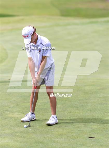 Thumbnail 3 in NCHSAA 4A Finals (Round 1) photogallery.
