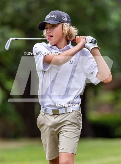 Thumbnail 2 in NCHSAA 4A Finals (Round 1) photogallery.