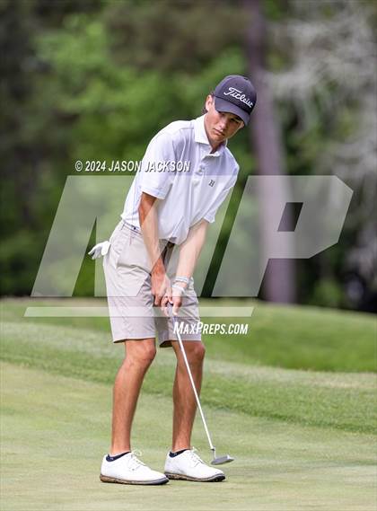 Thumbnail 3 in NCHSAA 4A Finals (Round 1) photogallery.