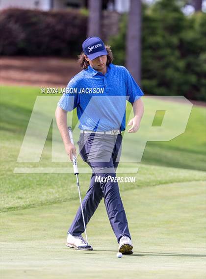 Thumbnail 1 in NCHSAA 4A Finals (Round 1) photogallery.