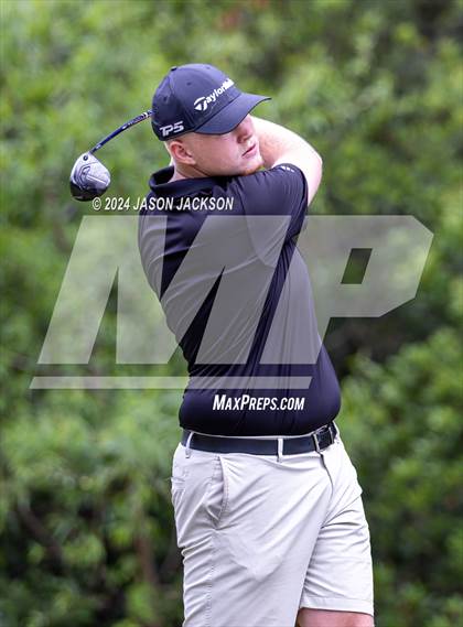 Thumbnail 2 in NCHSAA 4A Finals (Round 1) photogallery.