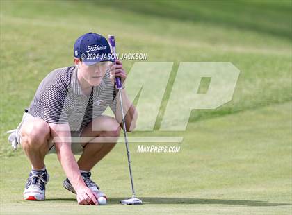Thumbnail 1 in NCHSAA 4A Finals (Round 1) photogallery.