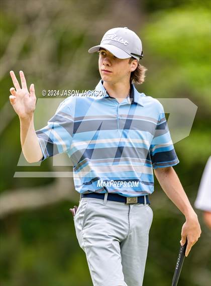 Thumbnail 1 in NCHSAA 4A Finals (Round 1) photogallery.