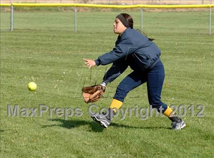 Thumbnail 3 in Shafter @ Tehachapi photogallery.