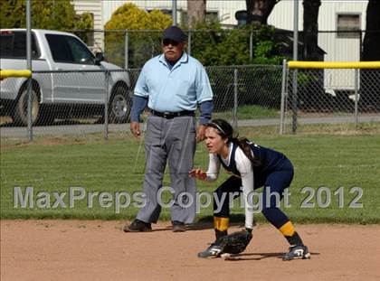 Thumbnail 2 in Shafter @ Tehachapi photogallery.
