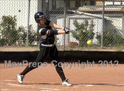 Thumbnail 2 in Shafter @ Tehachapi photogallery.
