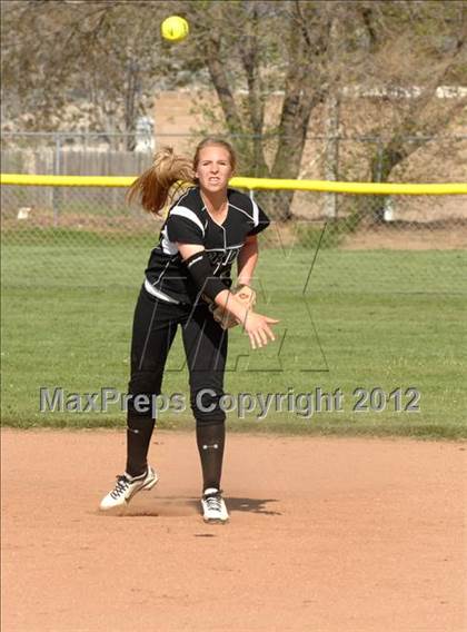 Thumbnail 2 in Shafter @ Tehachapi photogallery.