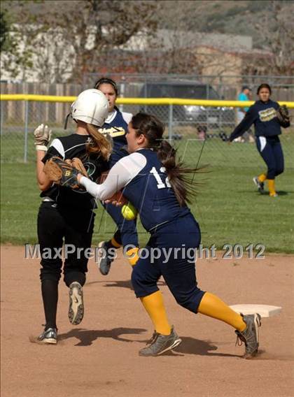 Thumbnail 3 in Shafter @ Tehachapi photogallery.