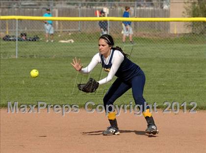 Thumbnail 2 in Shafter @ Tehachapi photogallery.