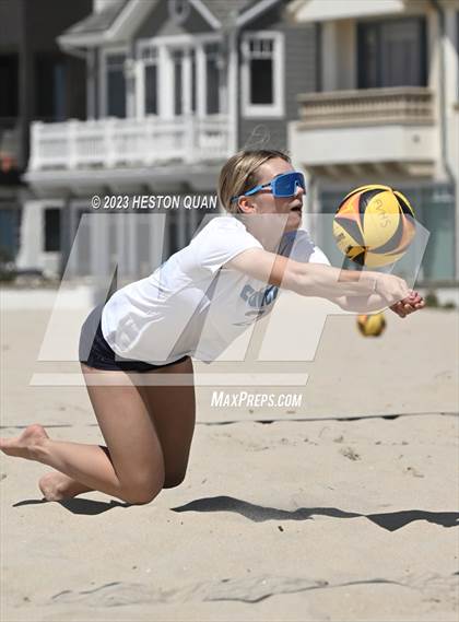 Thumbnail 2 in Wave League Finals - Corona del Mar photogallery.