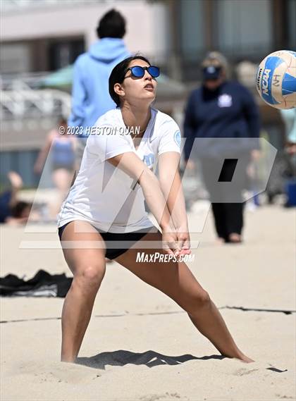 Thumbnail 2 in Wave League Finals - Corona del Mar photogallery.