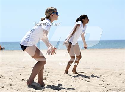 Thumbnail 2 in Wave League Finals - Corona del Mar photogallery.
