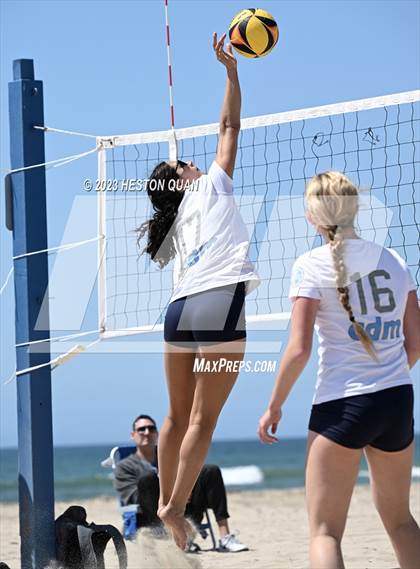 Thumbnail 1 in Wave League Finals - Corona del Mar photogallery.