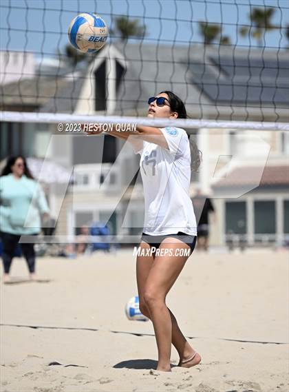Thumbnail 1 in Wave League Finals - Corona del Mar photogallery.