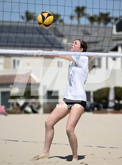 Thumbnail 1 in Wave League Finals - Corona del Mar photogallery.