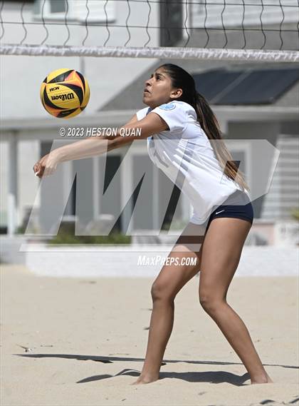 Thumbnail 1 in Wave League Finals - Corona del Mar photogallery.