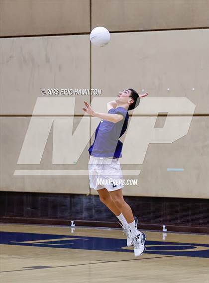 Thumbnail 1 in Harvard-Westlake @ Loyola photogallery.