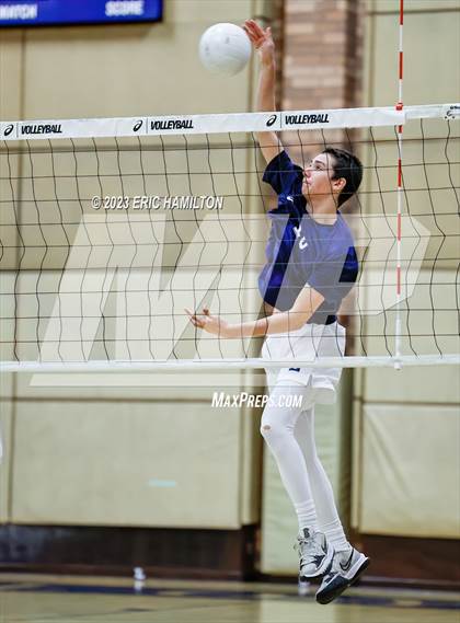 Thumbnail 2 in Harvard-Westlake @ Loyola photogallery.