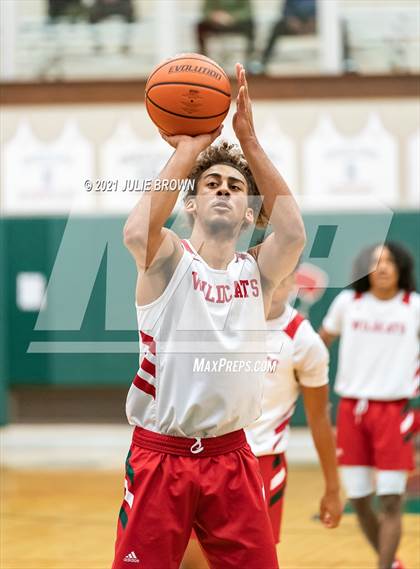 Thumbnail 3 in Fort Wayne North Side @ Lawrence North photogallery.