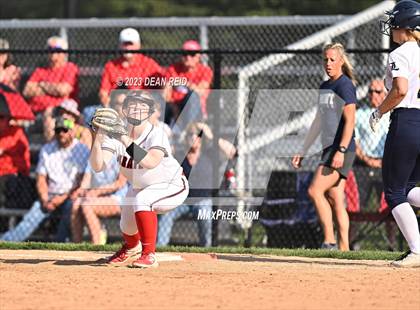 Thumbnail 2 in Ottawa vs Lemont (IHSA 3A Sectional Final) photogallery.