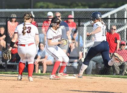 Thumbnail 1 in Ottawa vs Lemont (IHSA 3A Sectional Final) photogallery.