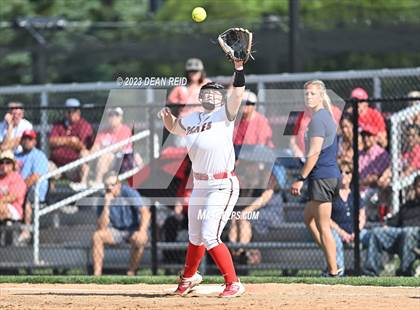 Thumbnail 1 in Ottawa vs Lemont (IHSA 3A Sectional Final) photogallery.