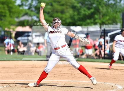 Thumbnail 2 in Ottawa vs Lemont (IHSA 3A Sectional Final) photogallery.