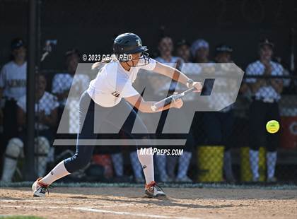 Thumbnail 3 in Ottawa vs Lemont (IHSA 3A Sectional Final) photogallery.