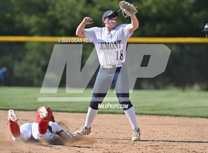Thumbnail 2 in Ottawa vs Lemont (IHSA 3A Sectional Final) photogallery.