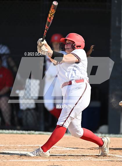 Thumbnail 1 in Ottawa vs Lemont (IHSA 3A Sectional Final) photogallery.
