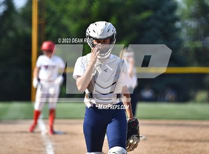 Thumbnail 2 in Ottawa vs Lemont (IHSA 3A Sectional Final) photogallery.