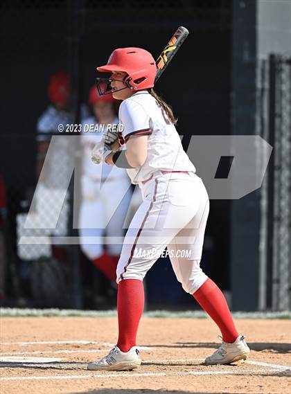 Thumbnail 3 in Ottawa vs Lemont (IHSA 3A Sectional Final) photogallery.