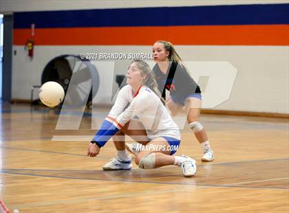 Thumbnail 2 in Helena @ Chilton County photogallery.