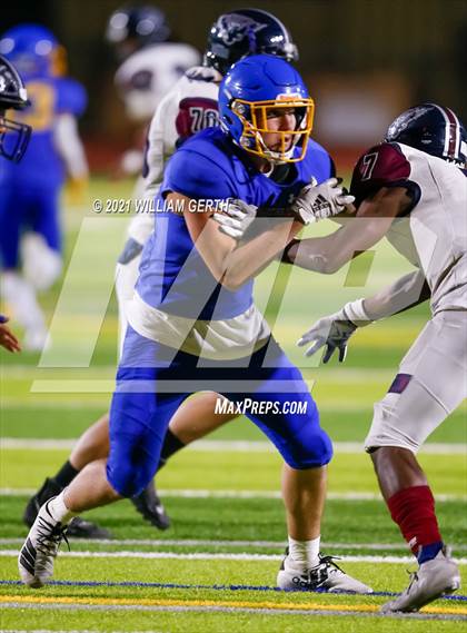 Thumbnail 2 in Freedom @ Foothill photogallery.