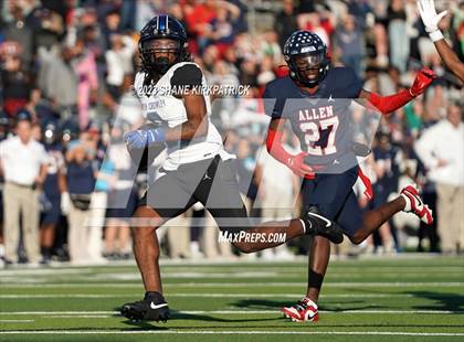 Thumbnail 3 in Allen vs North Crowley(6A Div 1 Quarterfinals) photogallery.