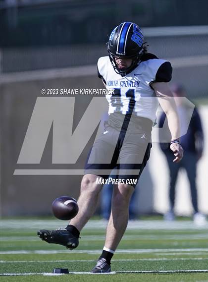 Thumbnail 1 in Allen vs North Crowley(6A Div 1 Quarterfinals) photogallery.