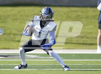 Thumbnail 1 in Allen vs North Crowley(6A Div 1 Quarterfinals) photogallery.