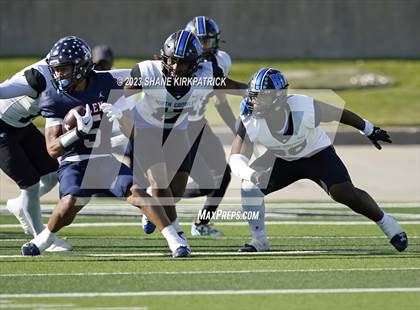 Thumbnail 2 in Allen vs North Crowley(6A Div 1 Quarterfinals) photogallery.