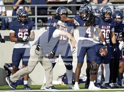 Thumbnail 2 in Allen vs North Crowley(6A Div 1 Quarterfinals) photogallery.