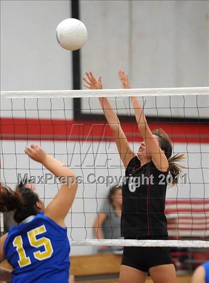 Thumbnail 1 in Faith Christian @ Sacramento Country Day photogallery.