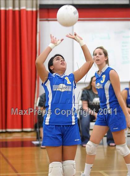 Thumbnail 3 in Faith Christian @ Sacramento Country Day photogallery.