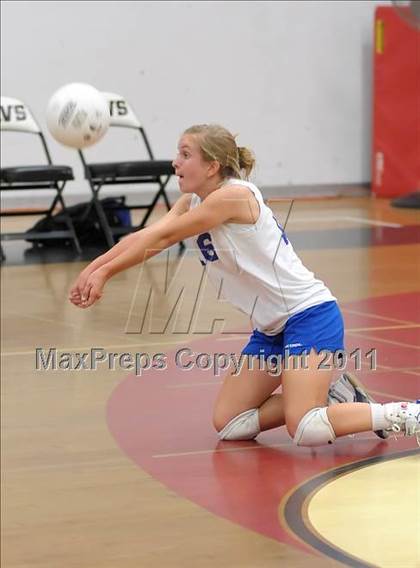 Thumbnail 2 in Faith Christian @ Sacramento Country Day photogallery.