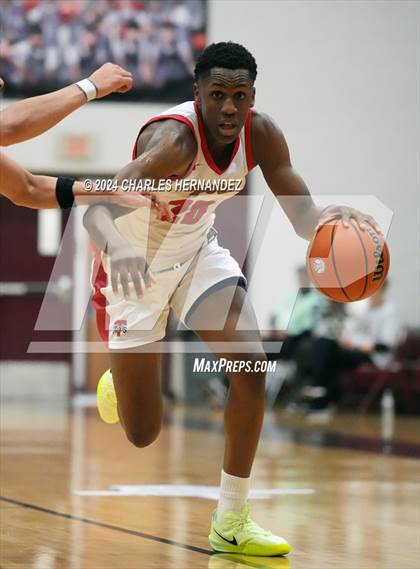 Thumbnail 2 in Reagan vs. Fort Bend Travis (Doghouse Invitational) photogallery.