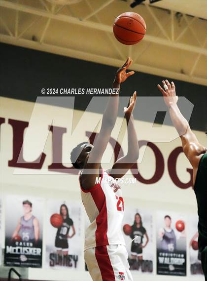Thumbnail 2 in Reagan vs. Fort Bend Travis (Doghouse Invitational) photogallery.