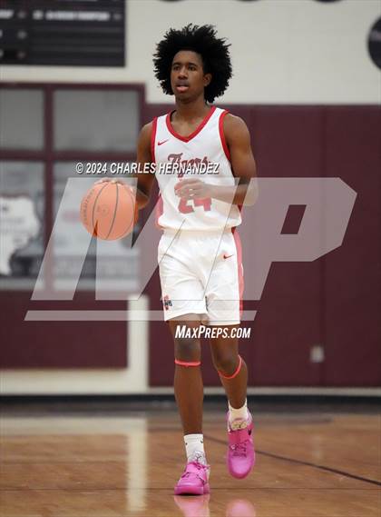 Thumbnail 3 in Reagan vs. Fort Bend Travis (Doghouse Invitational) photogallery.